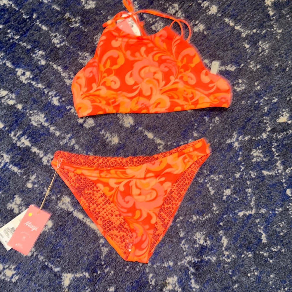 MAAJI bathing suit size xl bottoms and xl top